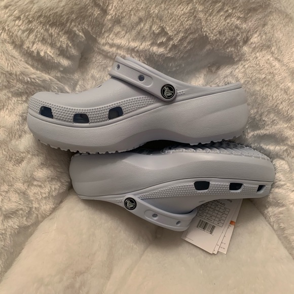 Crocs Clogs - Picture 5 of 5